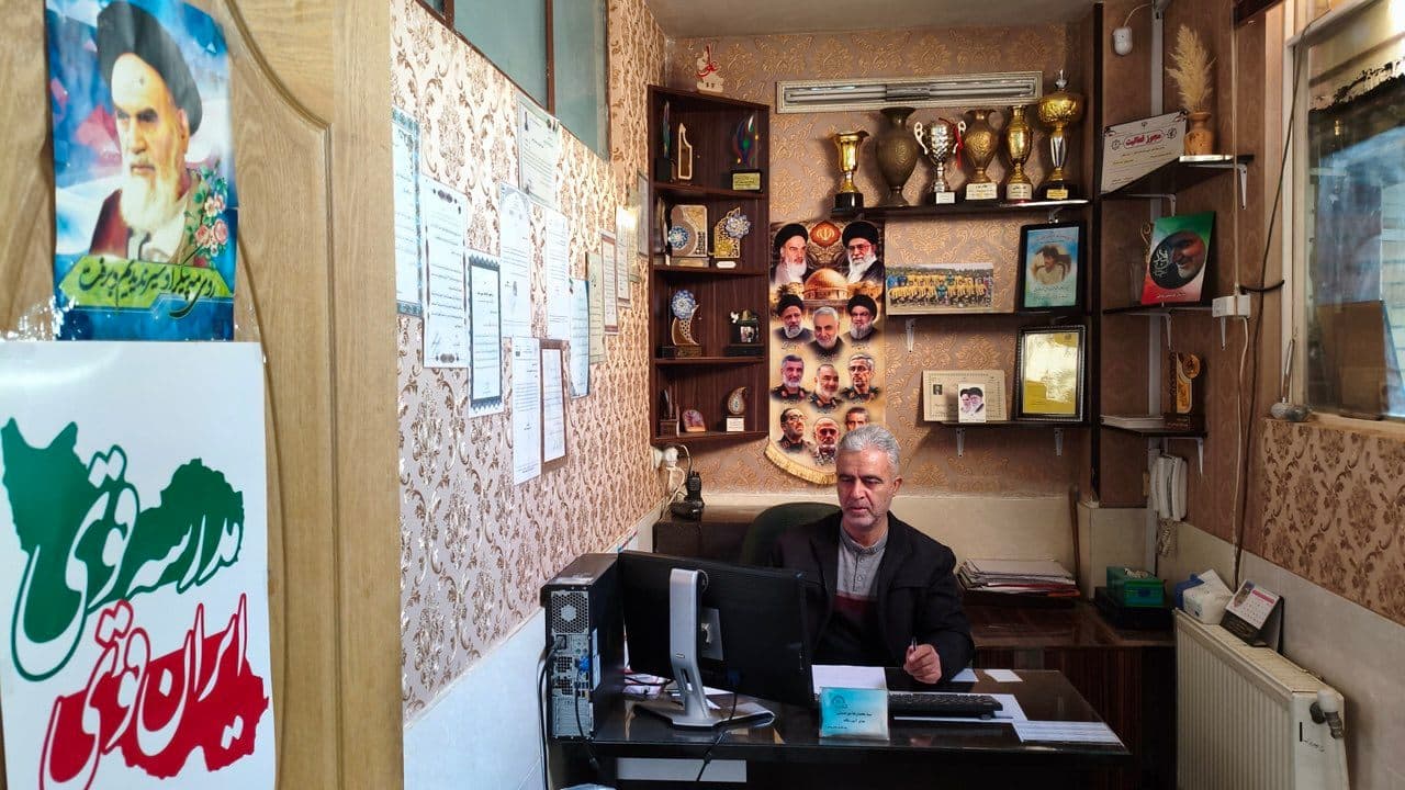 دبیرستان غیردولتی رودکی
