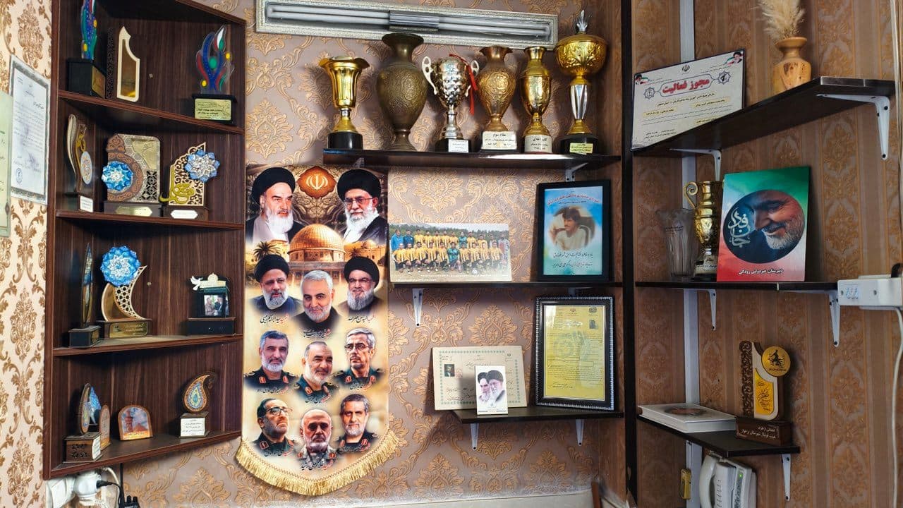 دبیرستان غیردولتی رودکی